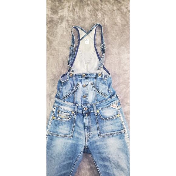 REPLAY Women's Sz 26 Vintage Style Denim Overalls Distressed Details Blue Light - Picture 5 of 10